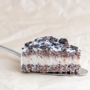 Crackle Cake Carob and Cream 8pc
